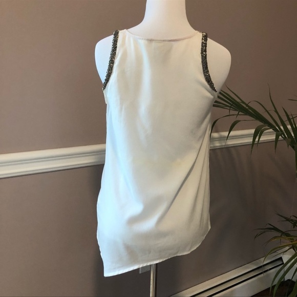 H&M BEADED ACCENT SHOULDER OFF WHITE TANK - Picture 10 of 14